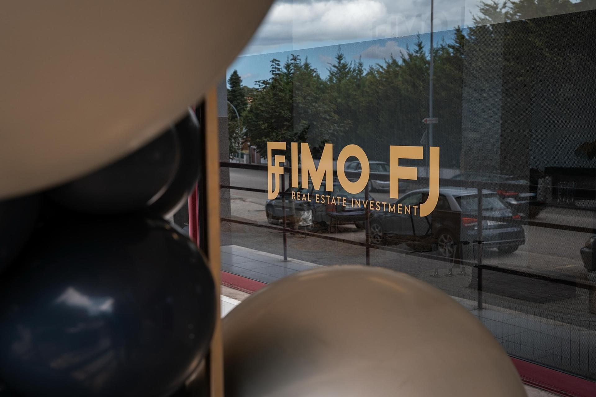 laptopmockup_sliderdy